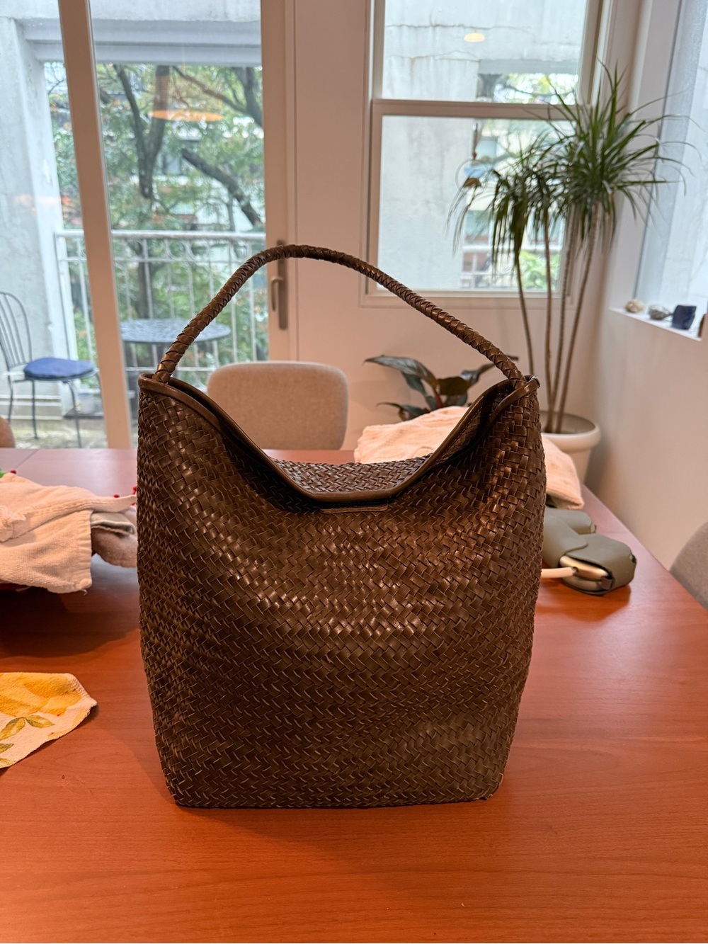 Madewell signature woven bucket bag olive large